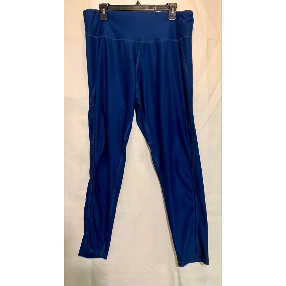 Champion Blue Leggings Woman’s Size XXL.
